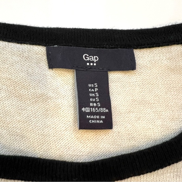 Gap Ivory White & Black Open Back w Fold Over Wrap Split Back Sweater Small EUC - Picture 6 of 7